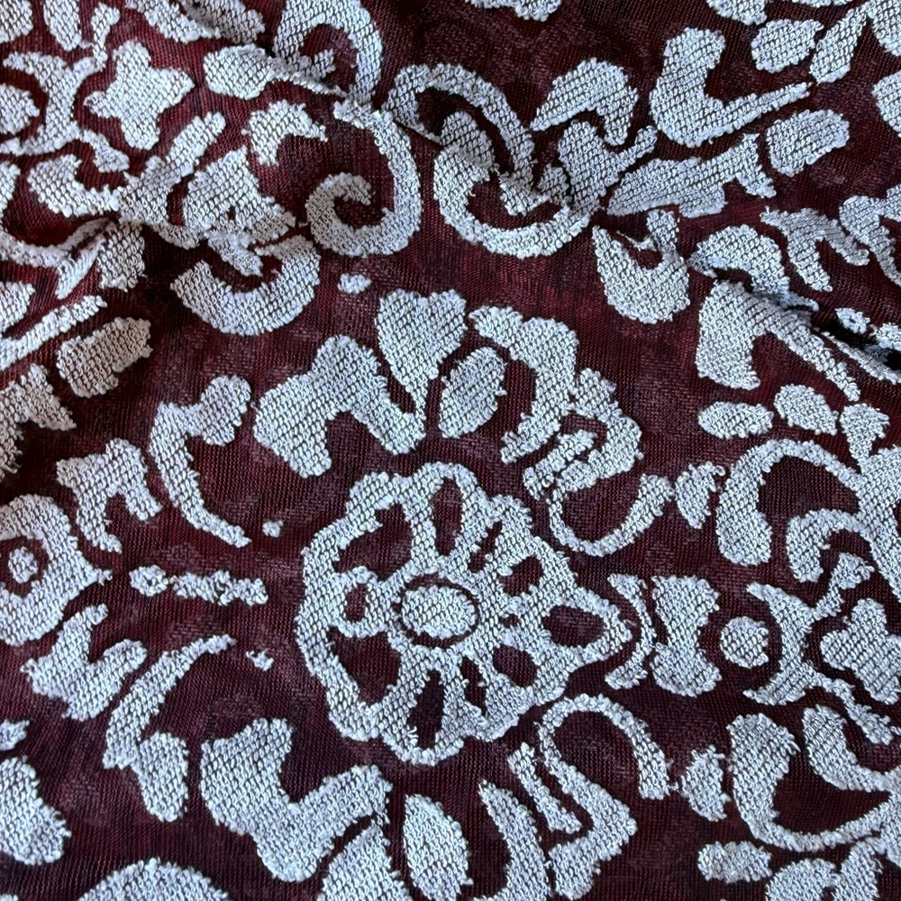 By Anthropologie Burgundy Jacquard Floral Peasant Blouse Smocked Waist Size L - Picture 6 of 9